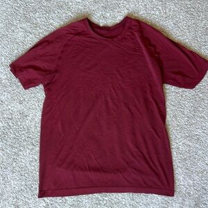 Lulu Lemon Game Day Red Metal Vent Tech Large Short Sleeve T-Shirt